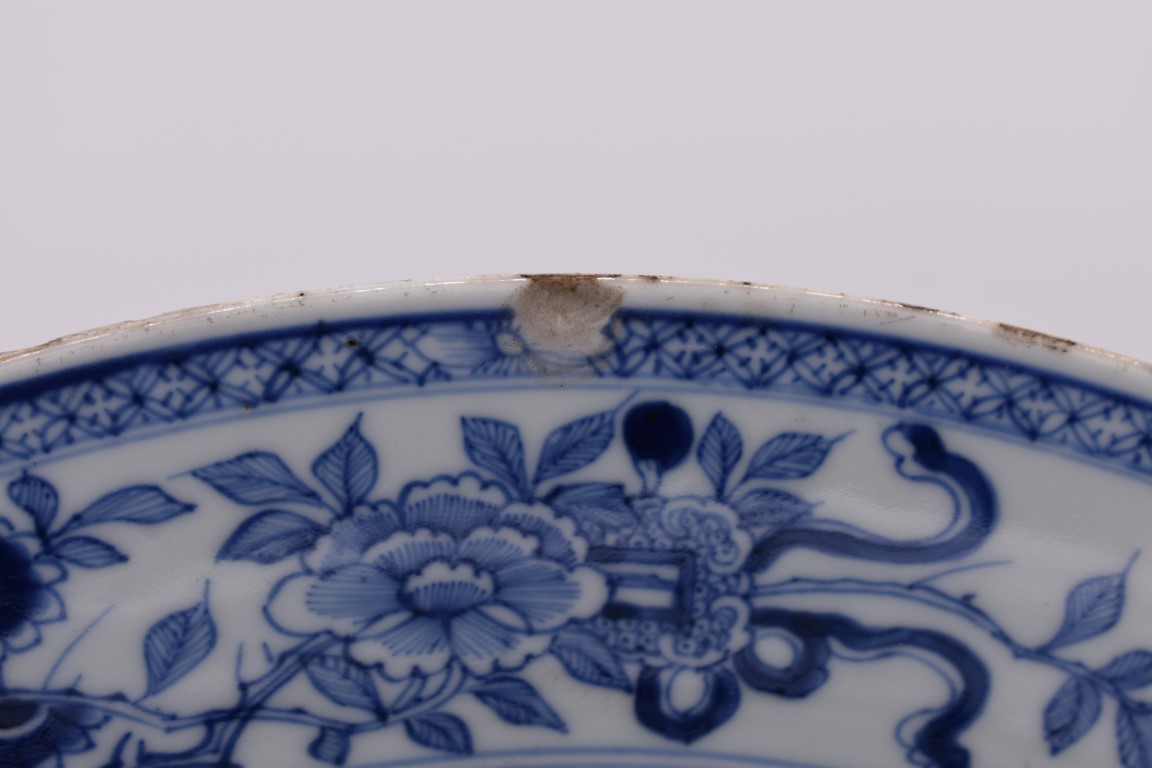 A Chinese blue and white charger, 18th century, painted with flowering branches, 37.5cm diameter, ( - Image 3 of 8