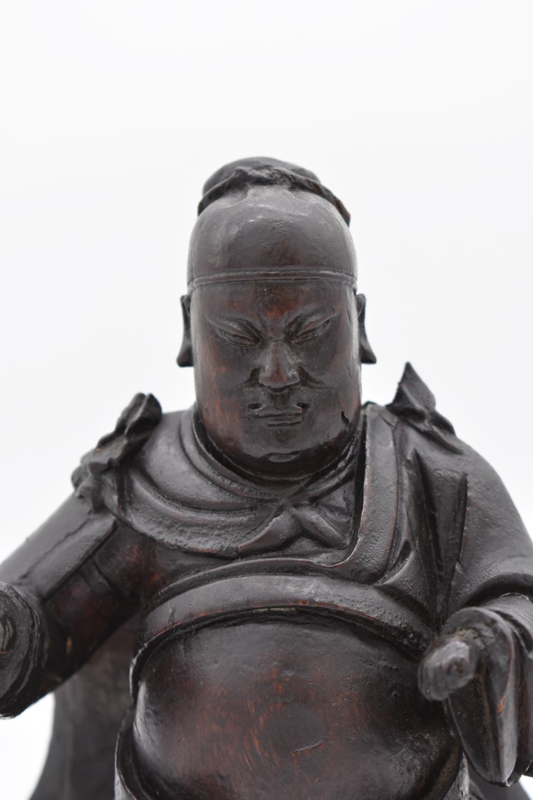 A Chinese carved wood seated emperor, 19th century, 23.5cm high. - Image 2 of 12