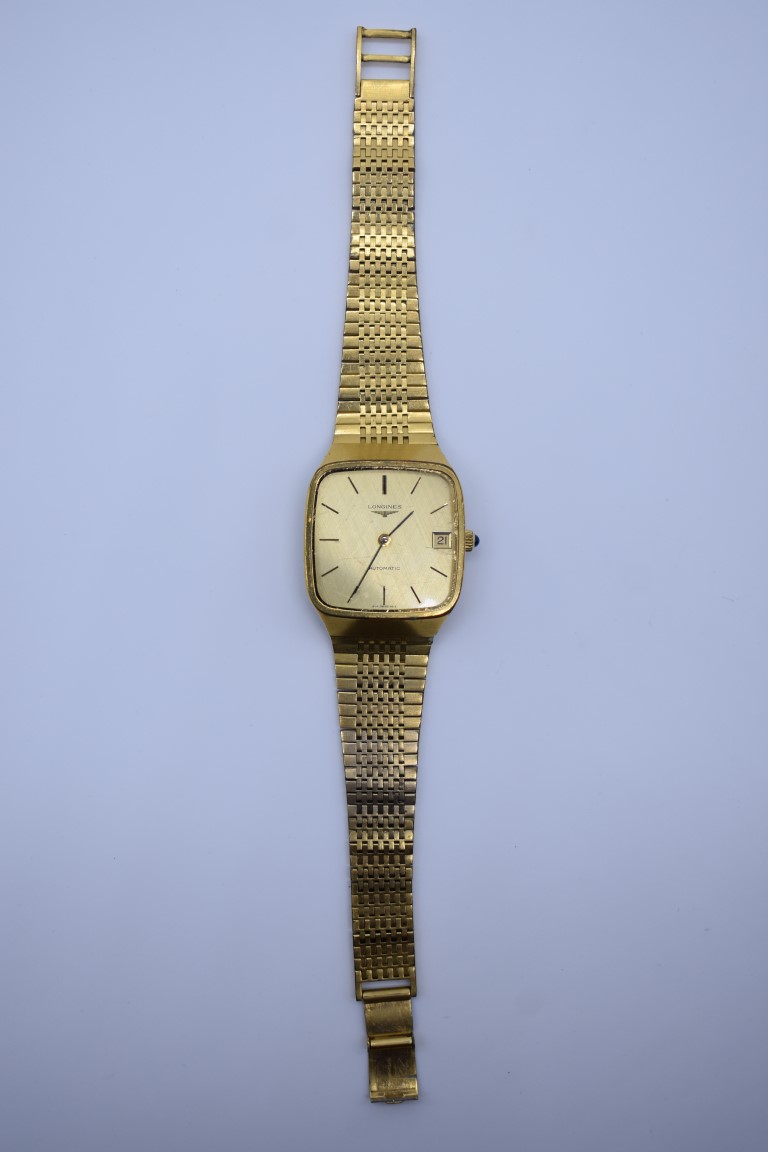 A 1970s Longines gold plated automatic wristwatch, 28mm, ref. L994.1, case no. 4212 994.