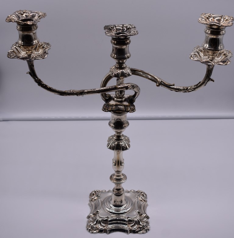 A pair of George IV silver candlesticks by Creswick & Co, Sheffield 1829, having weighted bases - Image 2 of 5