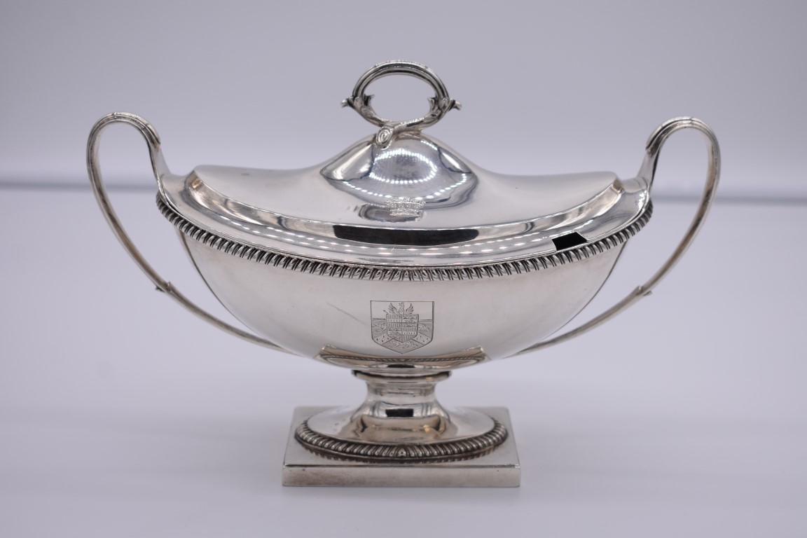 A good pair of George III silver twin handled pedestal sauce tureens and covers, by William Frisbee, - Image 5 of 7