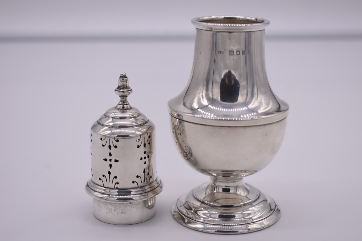 A silver sugar caster, by C E, London 1937, 15.5cm high, 113.5g. - Image 3 of 3