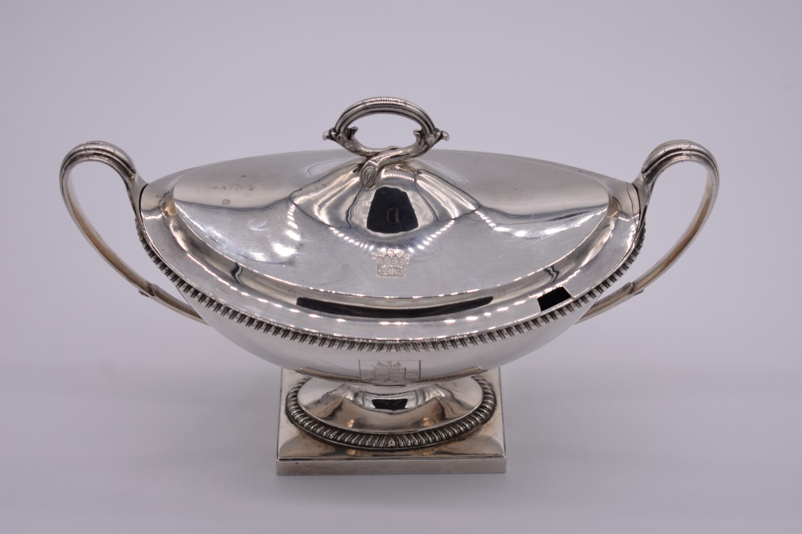 A good pair of George III silver twin handled pedestal sauce tureens and covers, by William Frisbee, - Image 6 of 7