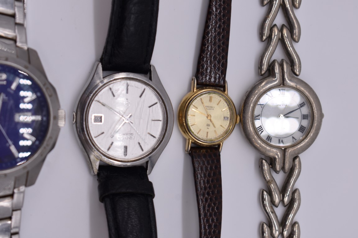 Nine various modern wristwatches; to include two by Seiko. - Image 4 of 4