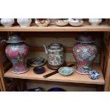 A mixed group of Chinese porcelain, to include a pair of famille rose inverted baluster jars and