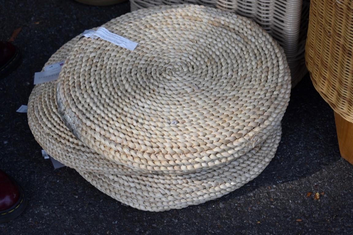 A quantity of wicker baskets and similar. This lot can only be collected on Saturday 5th - Image 4 of 5