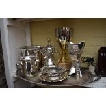 A mixed group of electroplate, to include: an Aquascutum wine cooler, 13.5cm high, (with