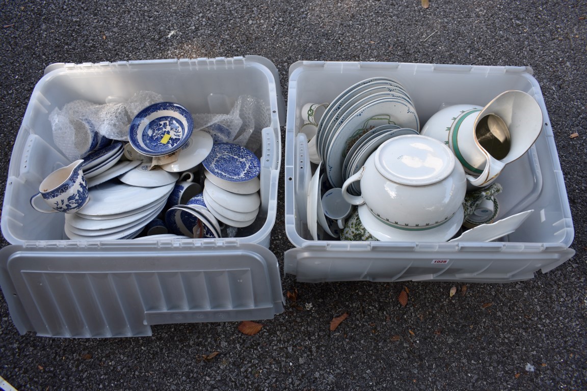 A quantity of blue and white dinnerware and ceramics. This lot can only be collected on Saturday 5th - Image 4 of 4