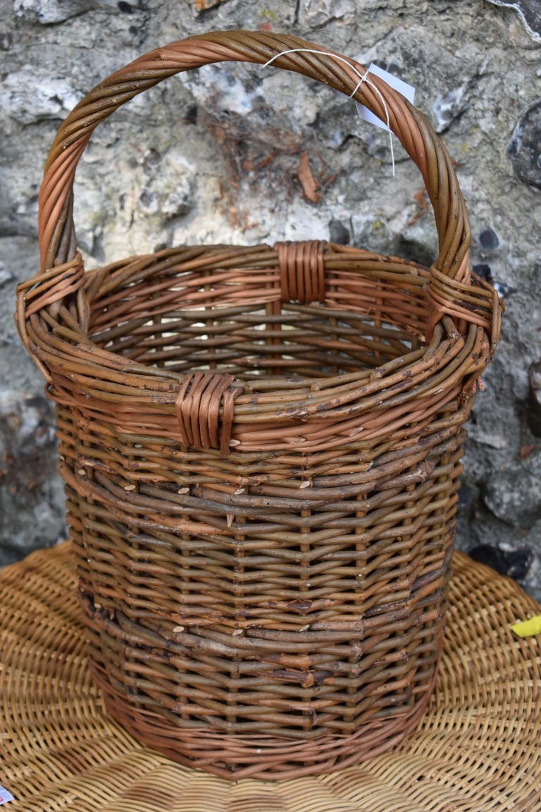 A quantity of wicker baskets and similar. This lot can only be collected on Saturday 5th - Image 5 of 5