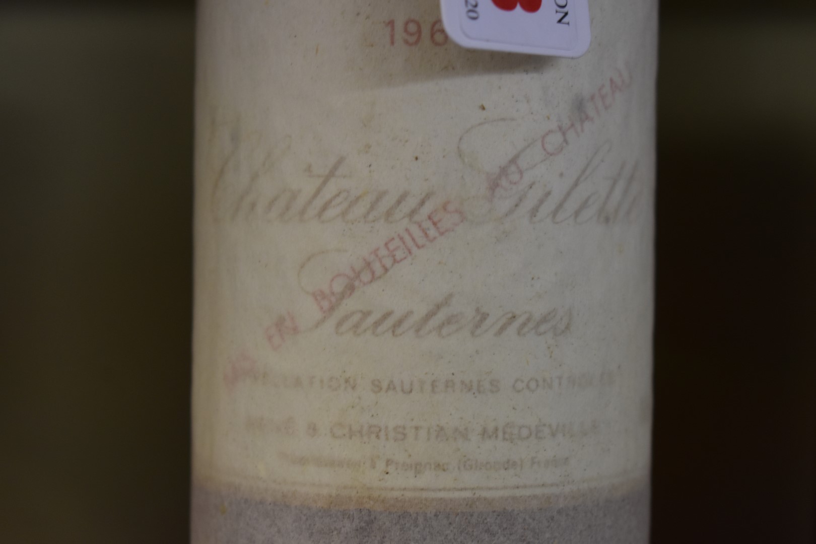 A 75cl bottle of Chateau Gilette, 1962, Sauternes. (1) - Image 2 of 2