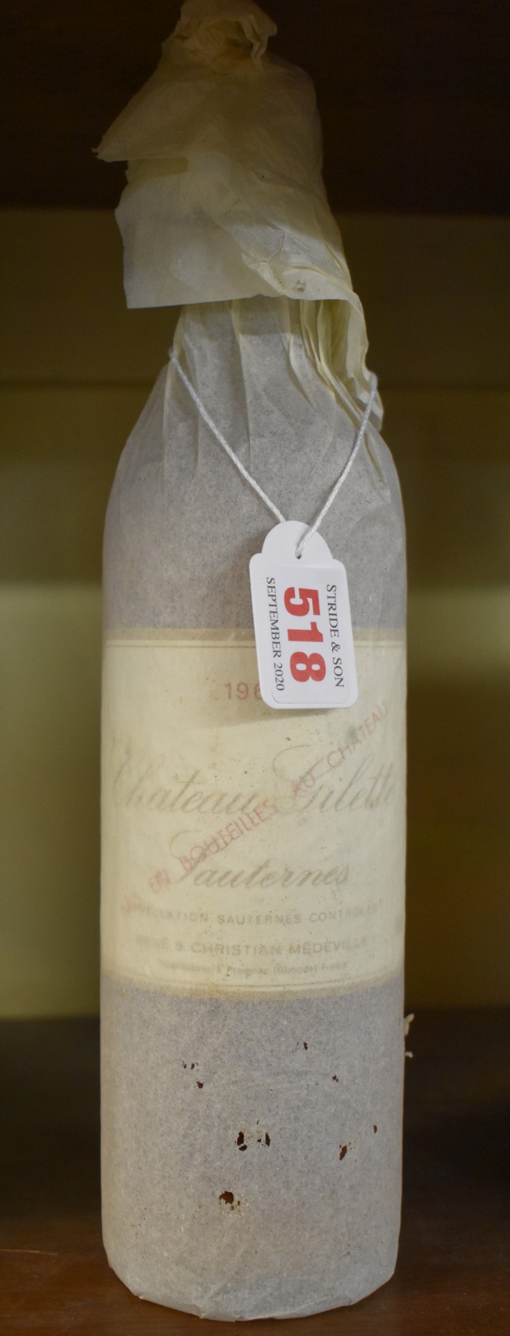 A 75cl bottle of Chateau Gilette, 1962, Sauternes. (1)