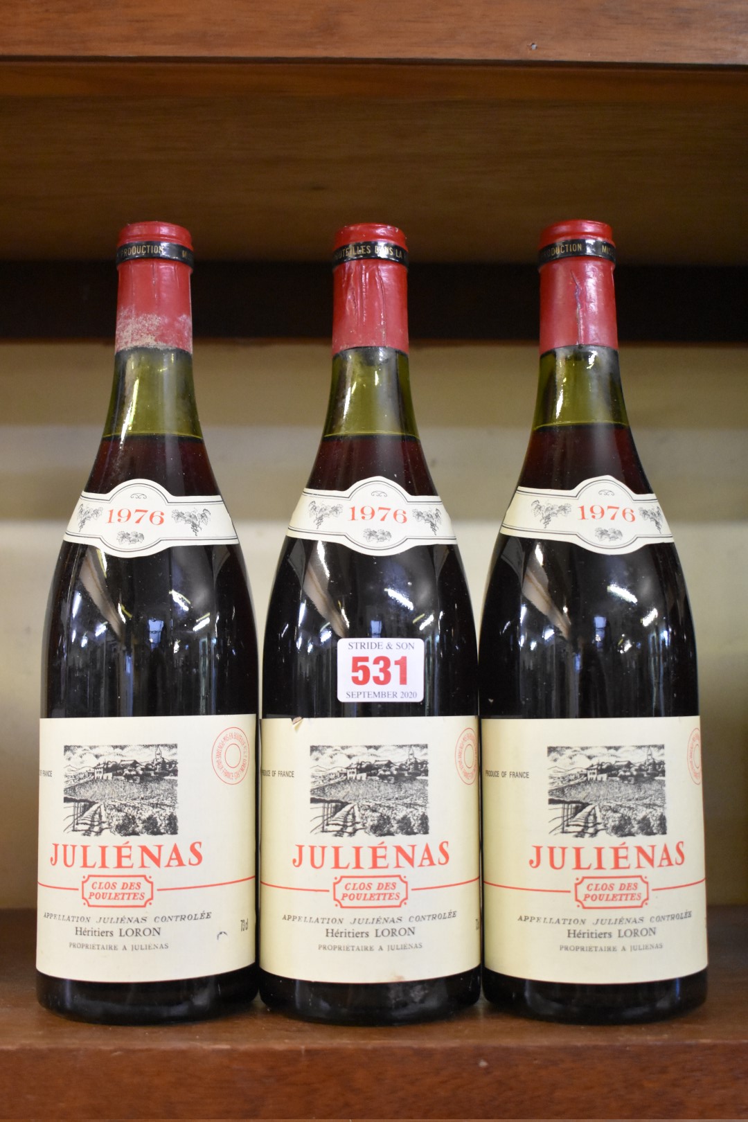 Three 75cl bottles of Julienas Clos des Poulettes, 1976, Ets Loron. (3)