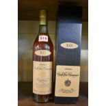 A 70cl bottle of Quien XO Vielle Fine Champagne Cognac, 40% vol. (1)