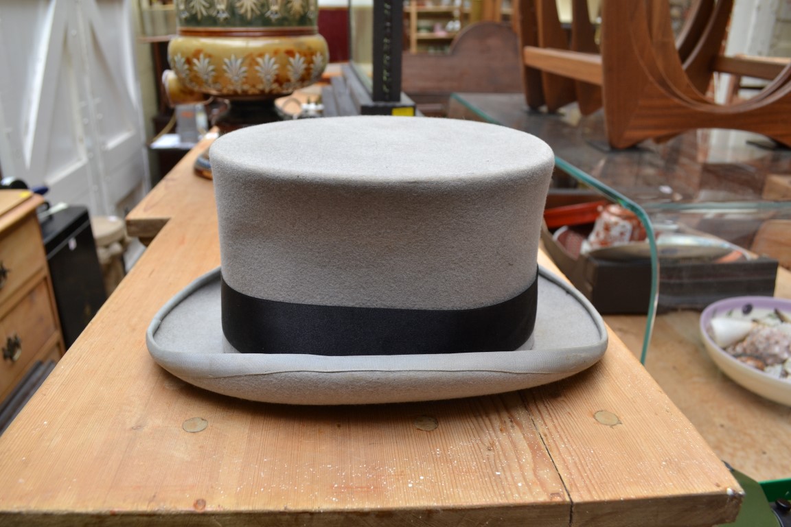 An old black felt top hat; together with a mourning hat. - Image 2 of 5