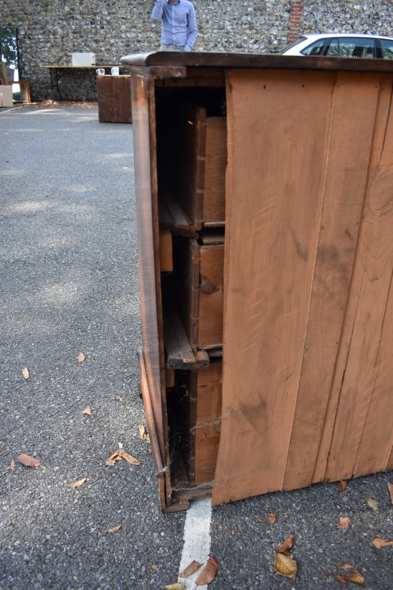 An antique mahogany chest of two short and two long drawers, 88cm wide. This lot can only be - Image 5 of 5