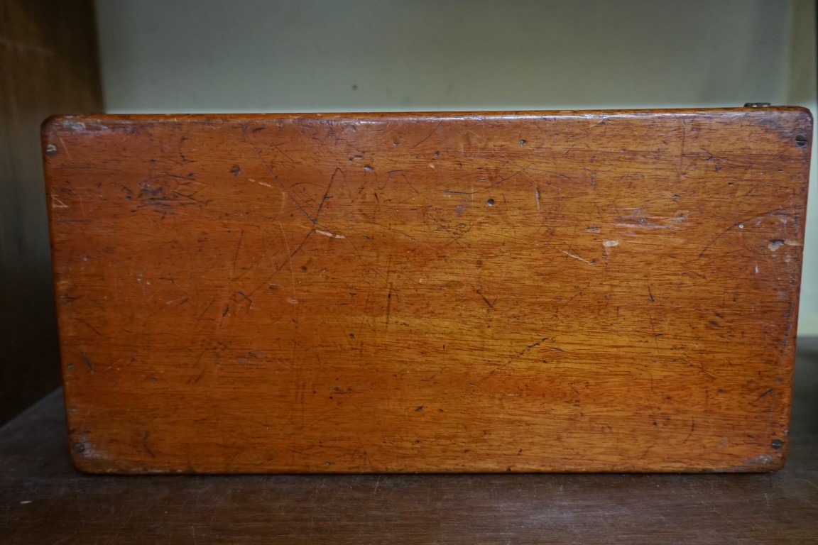 A Victorian mahogany folding chessboard, with bone chess set, the board 30.5cm wide. - Image 12 of 12