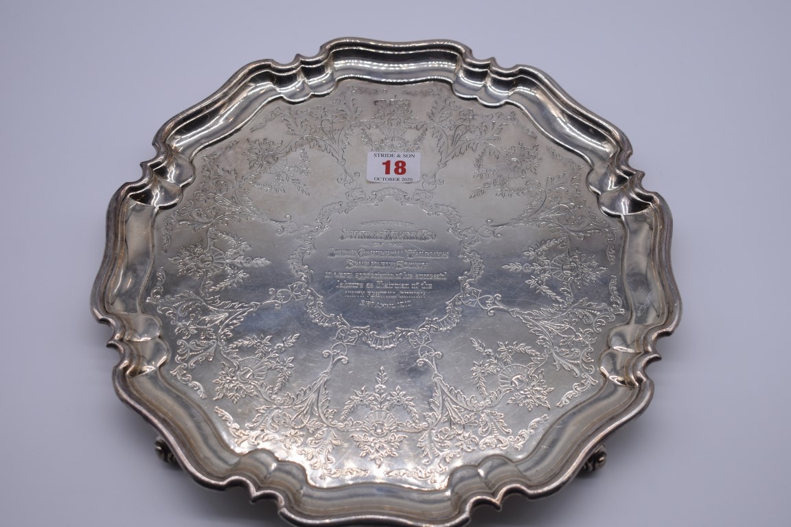 A large Edwardian silver salver, by Atkin Bros, Sheffield 1909, 32cm diameter, 892g.