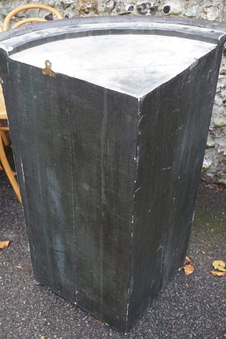 An oak and mahogany veneered bow front hanging corner cupboard, 104cm high x 68cm wide. This lot can - Image 4 of 4