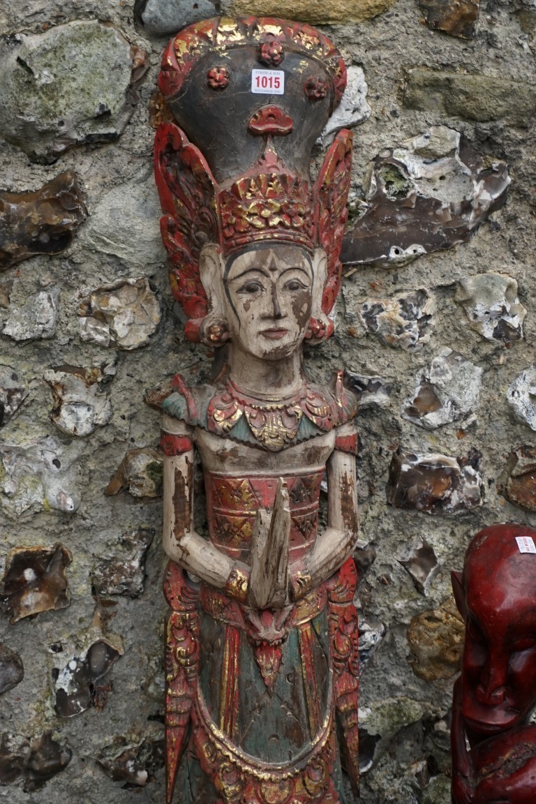 A red stained tribal figure; together with another figure; and a carved figure group. This lot can - Image 4 of 6