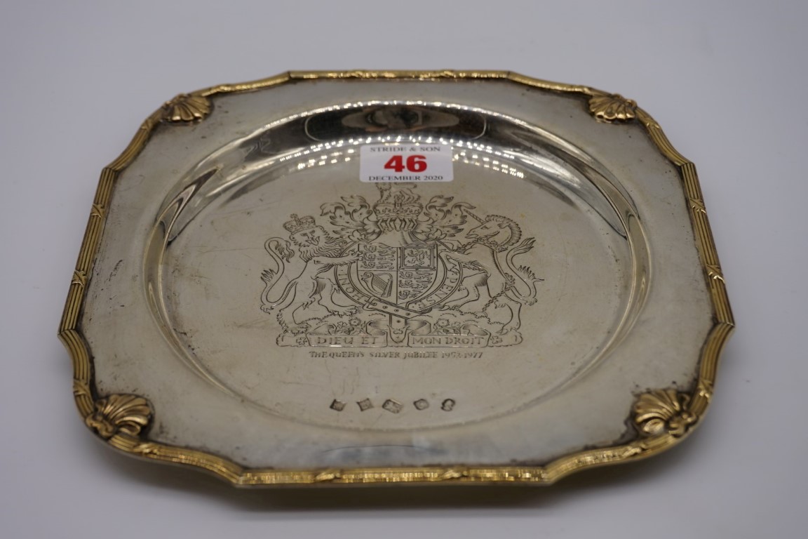 A silver Queen Elizabeth II Silver Jubilee salver, by Charles S Green & Co Ltd, Birmingham 1977,