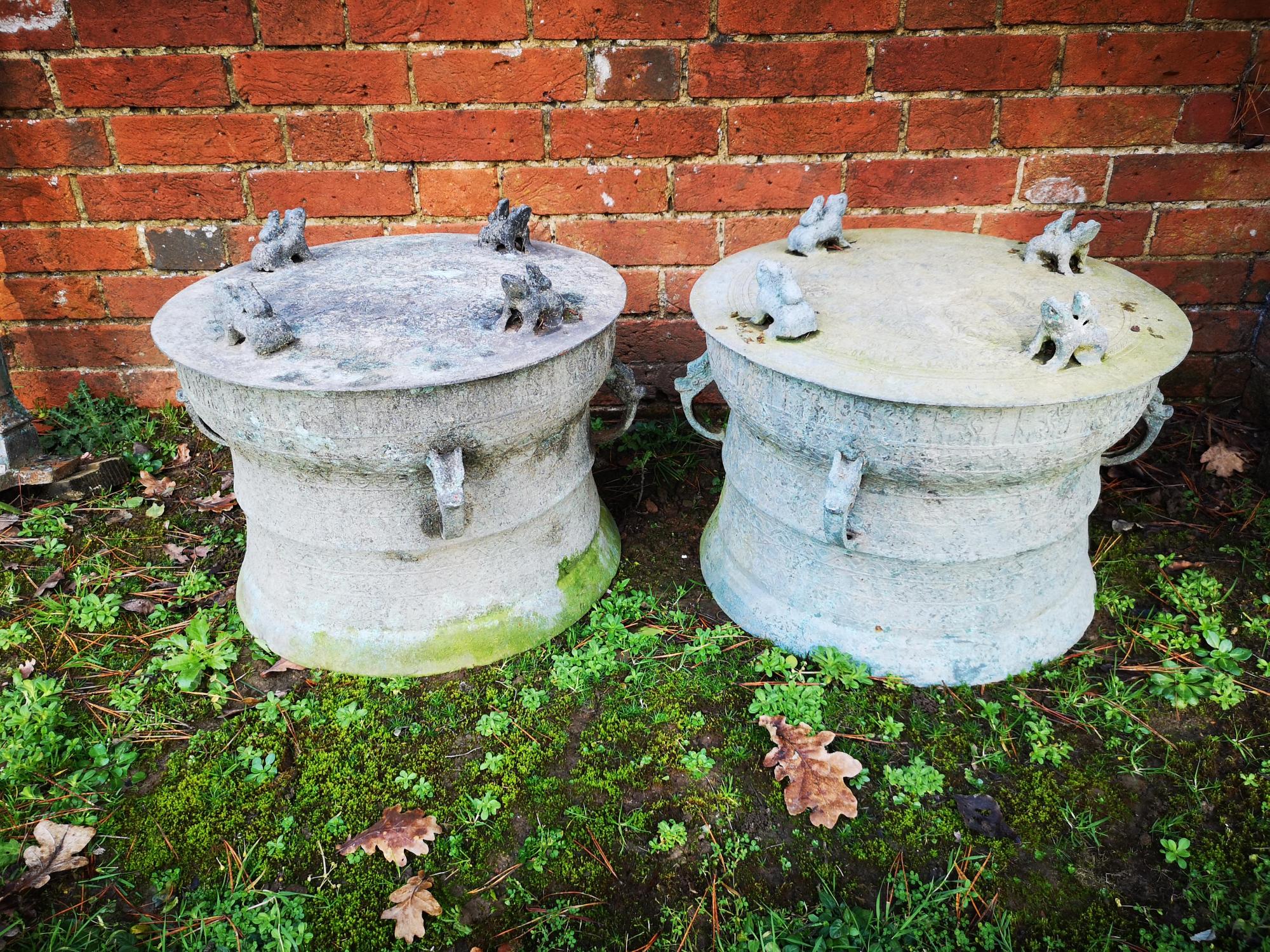 Garden Sculpture: A pair of Sian style bronze drums/stools, modern, 50cm wide