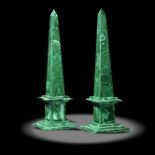 Interior design/minerals: A pair of malachite obelisks, 29.5cm high