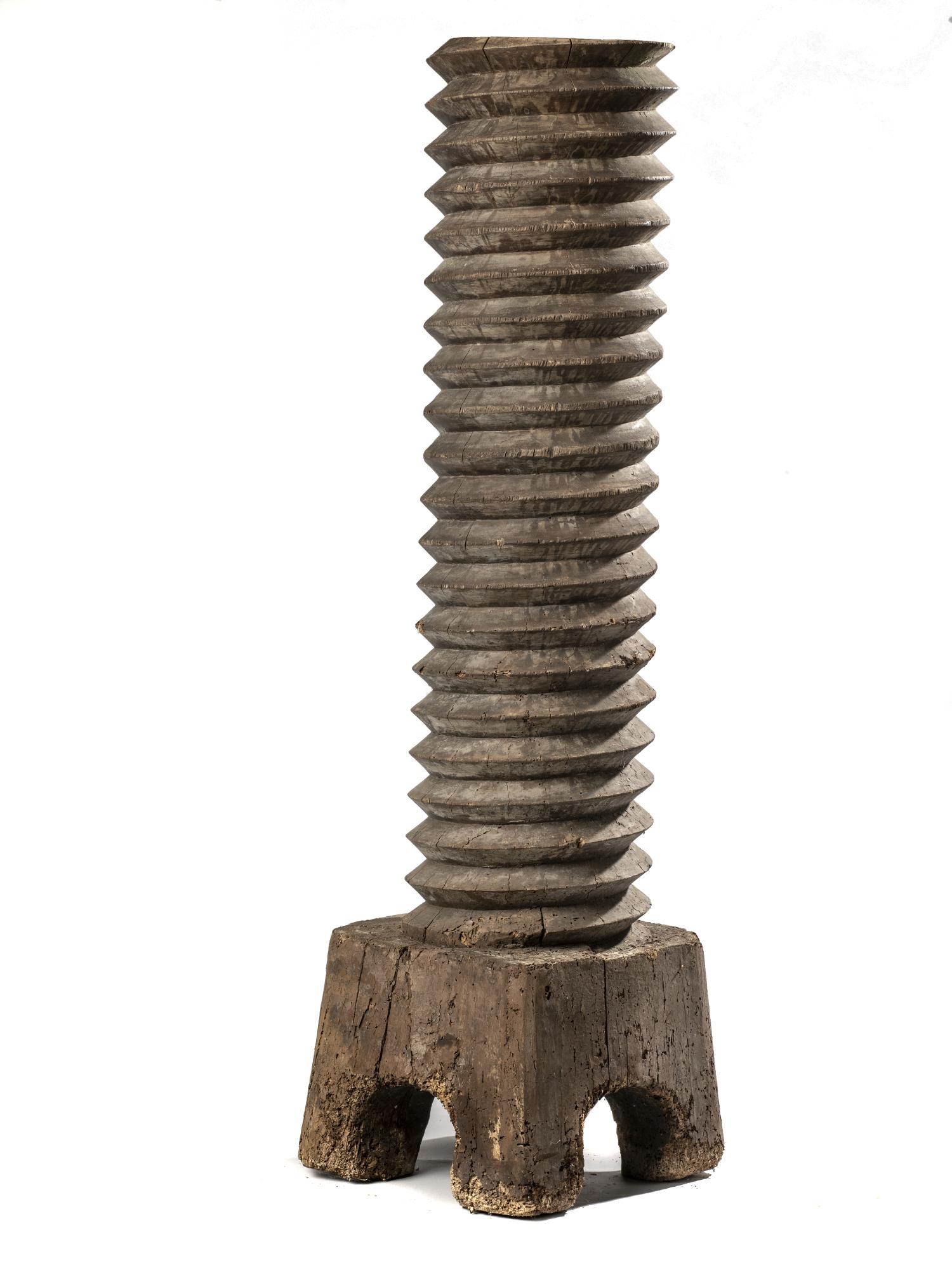 Collectibles: A carved wood press screw, 18th/19th century , probably Continental, 150cm high,