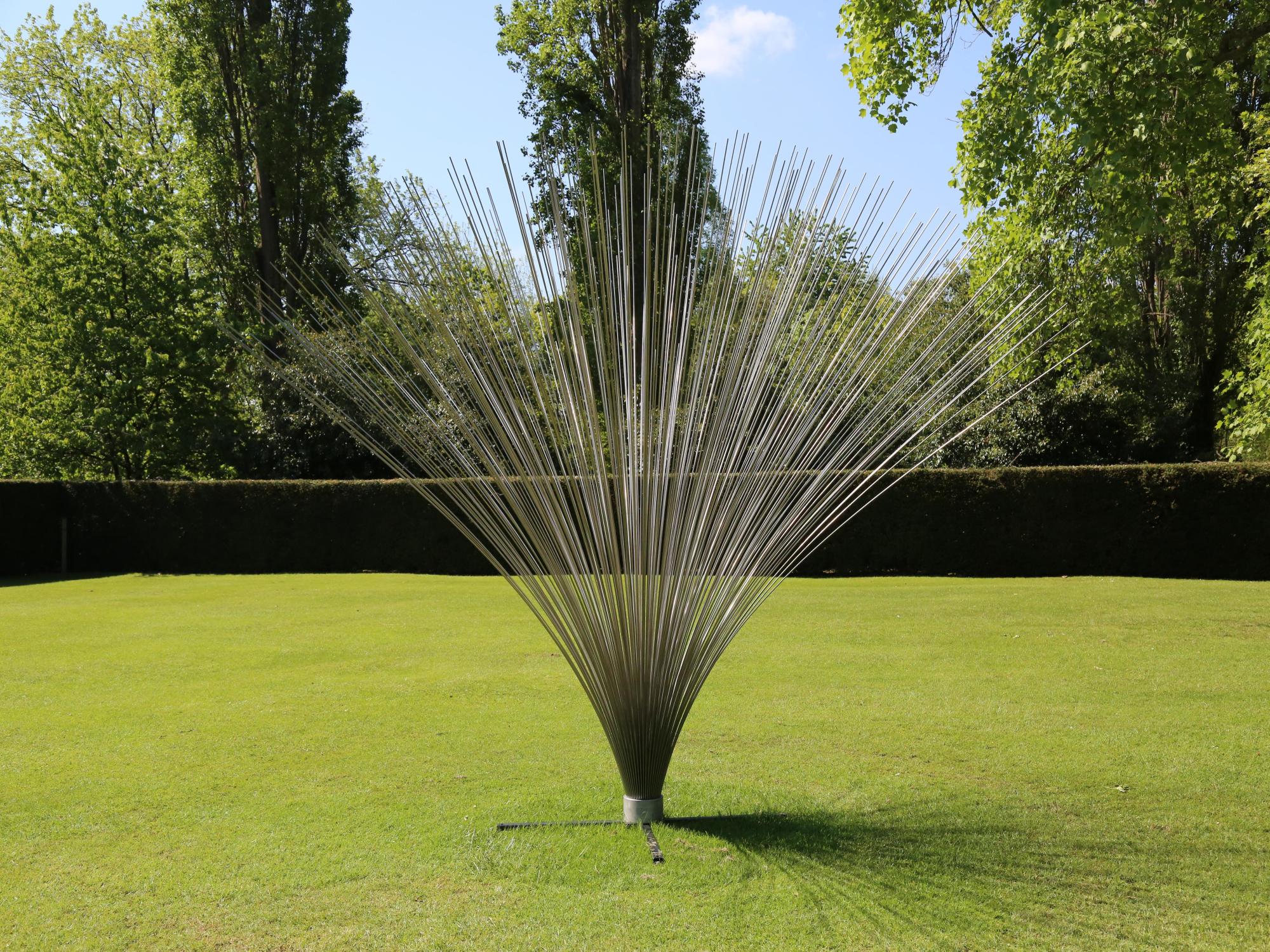 Sculpture: Richard Cresswell, Wave, Steel and stainless steel, 276 rods, 310cm high by 320cm wide by