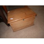 Small pine box