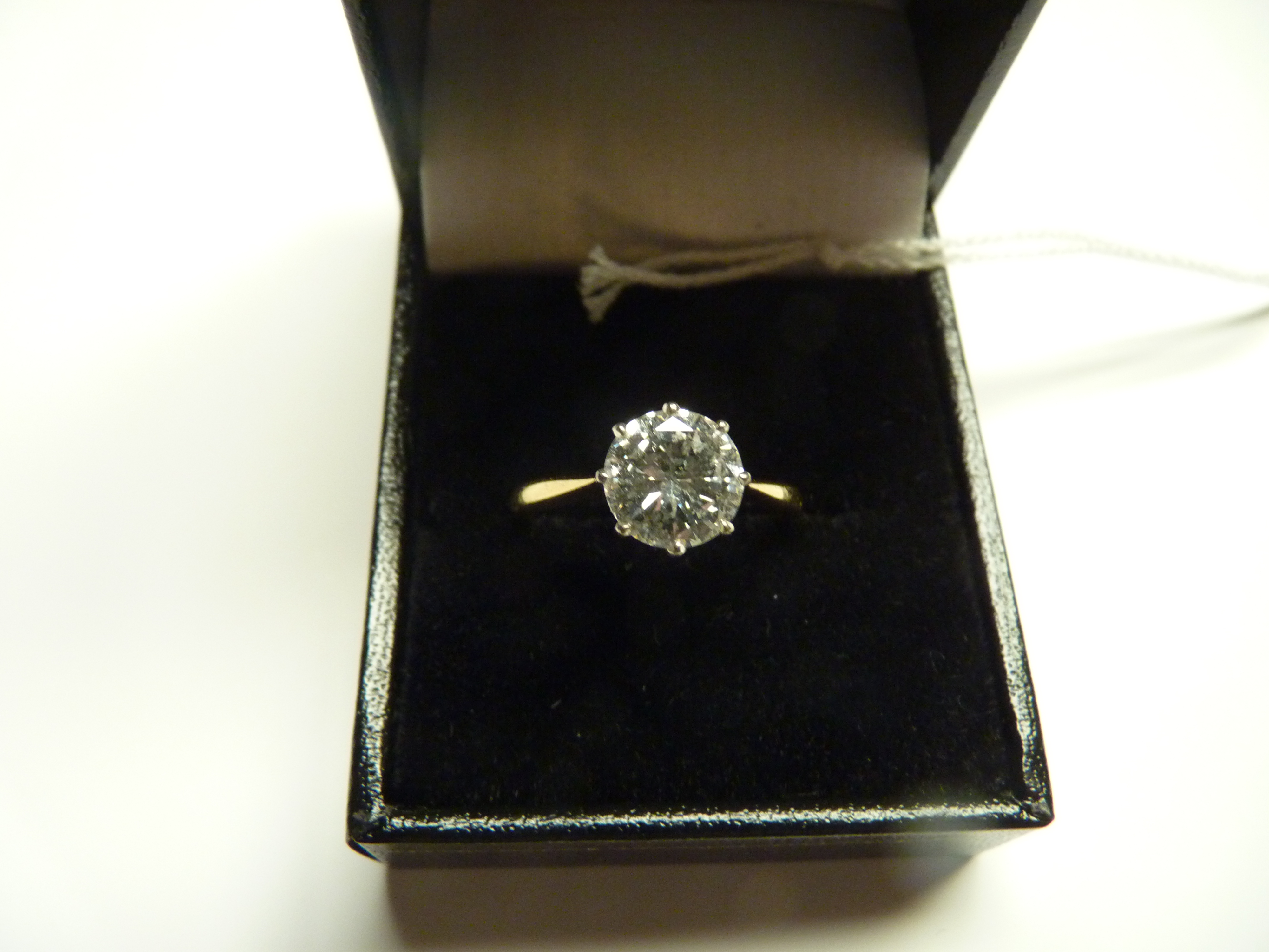 2.5ct Diamond solitaire on 18k size o-p - Image 8 of 10