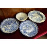 4 x Chinese blue and white plates and bowl