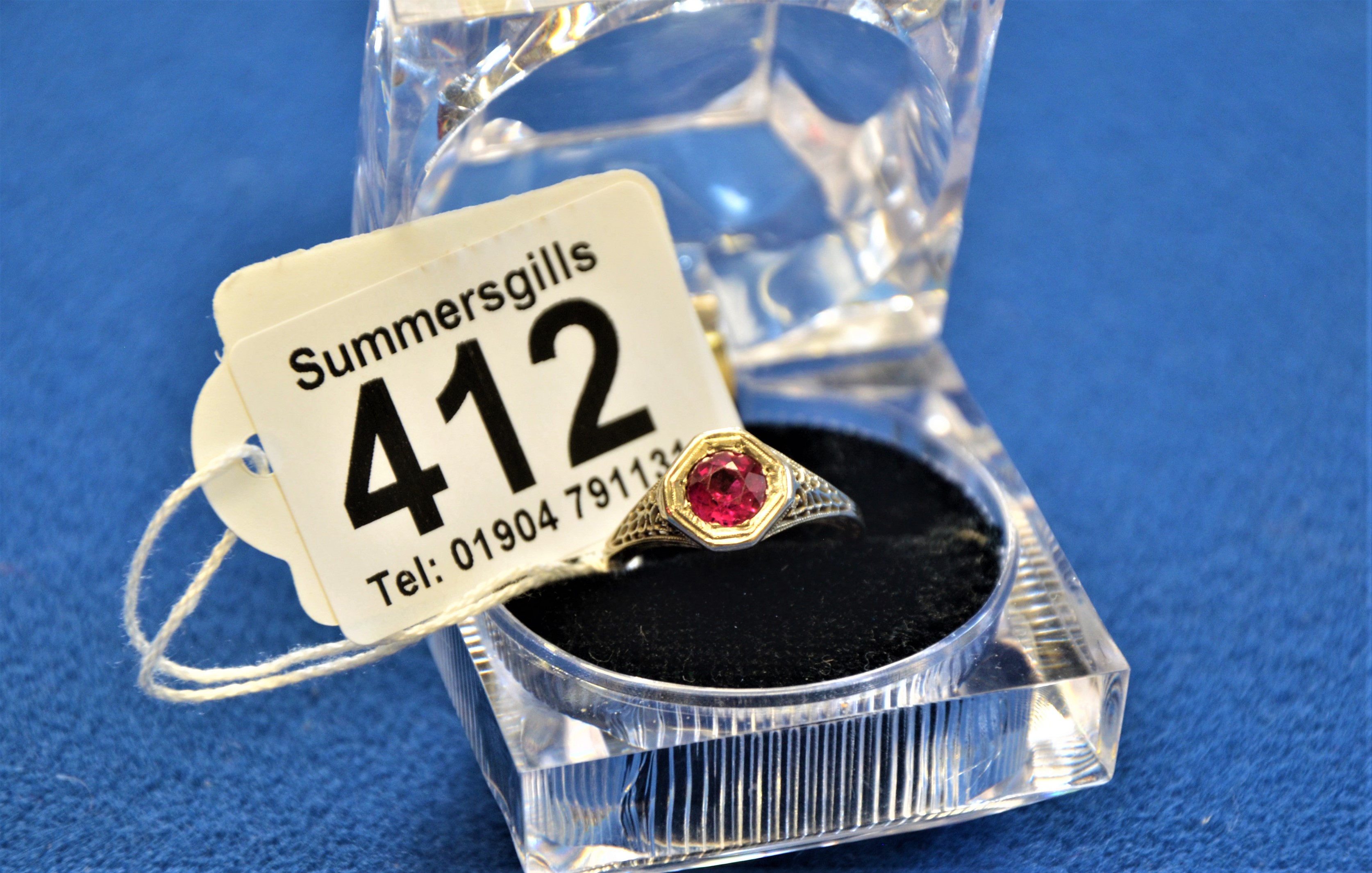 18k gold ruby ring size L