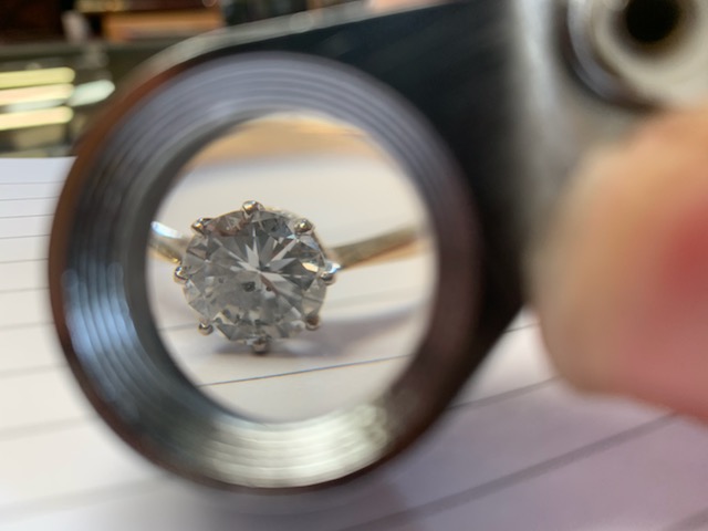 2.5ct Diamond solitaire on 18k size o-p - Image 9 of 10