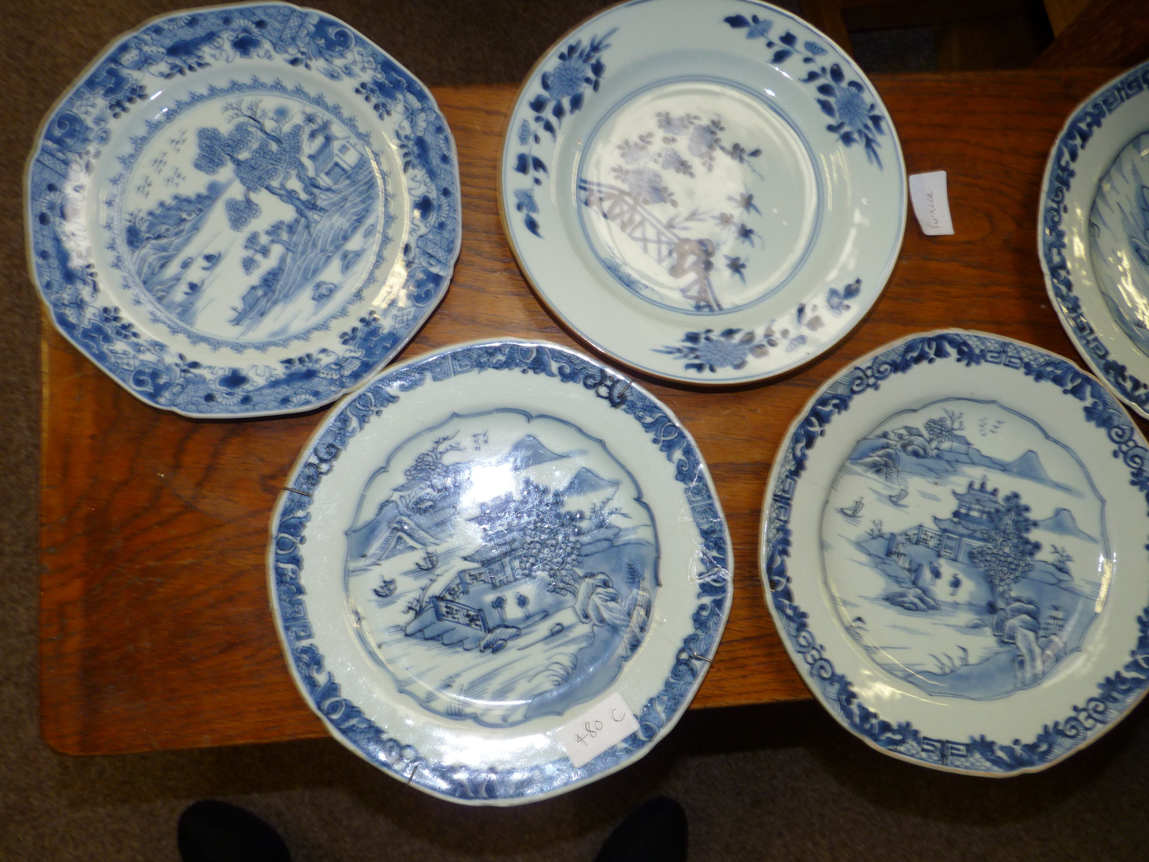9 x Chinese blue and white plates - Image 4 of 6
