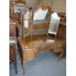Mahogany dressing table with triple mirrors
