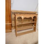 2 Pine plate racks