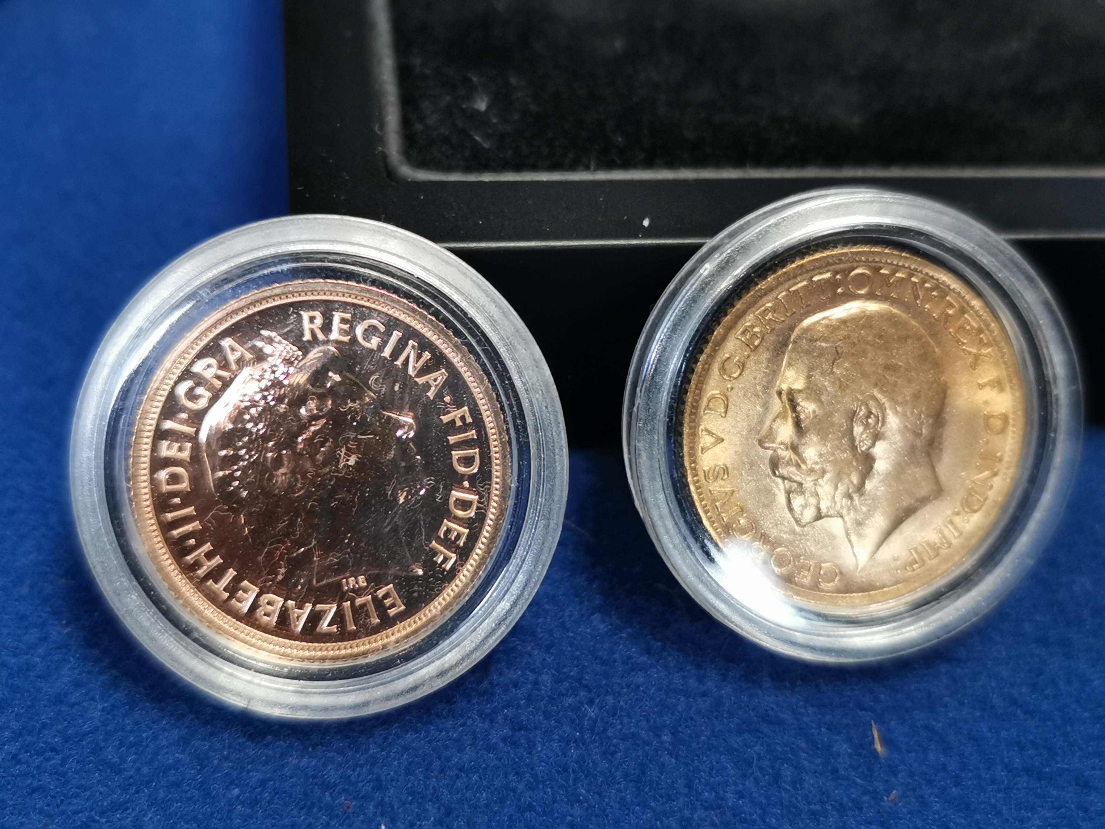 Hundred Year 1914-2014 Two Gold Sovereign Coin Set - 16g total - Image 2 of 3