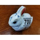 Royal Crown Derby Collectors Guild Bunny Paperweight - gold stopper