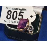 9ct Gold & Amethyst Ring