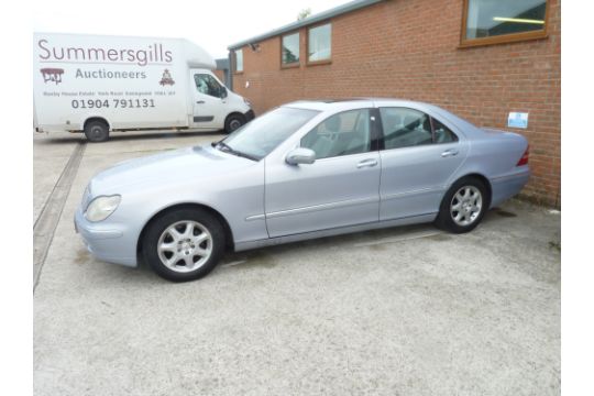 Mercedes S 320 blue petrol. 51k miles. Reg 5 Jan 2001. MOT expires 30 May 2021 - Image 1 of 12