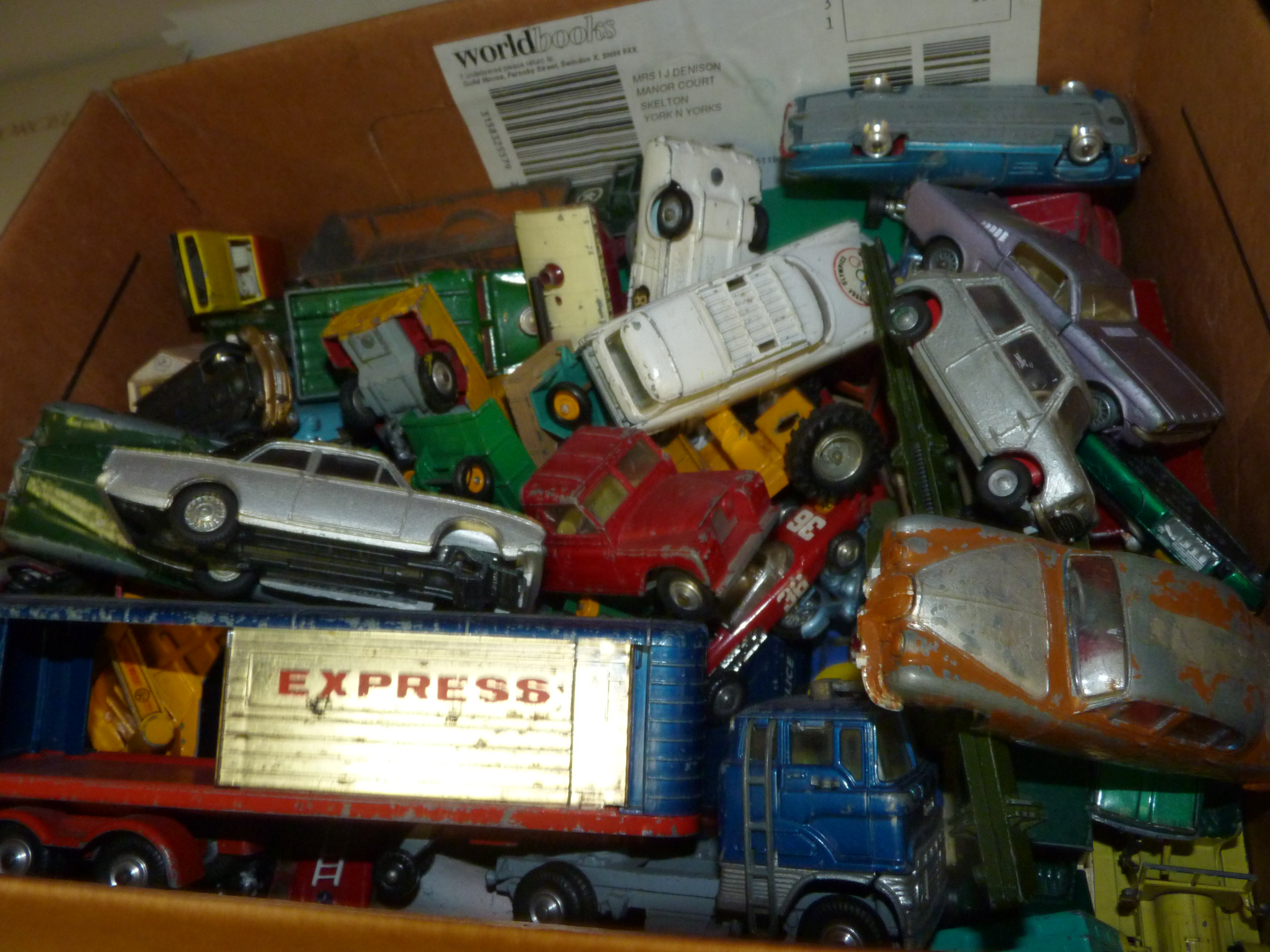 Collection of Dinky & Matchbox Die-Cast Cars