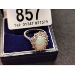 18ct Opal & Diamond Ring