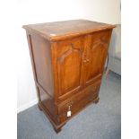 Oak cupboard