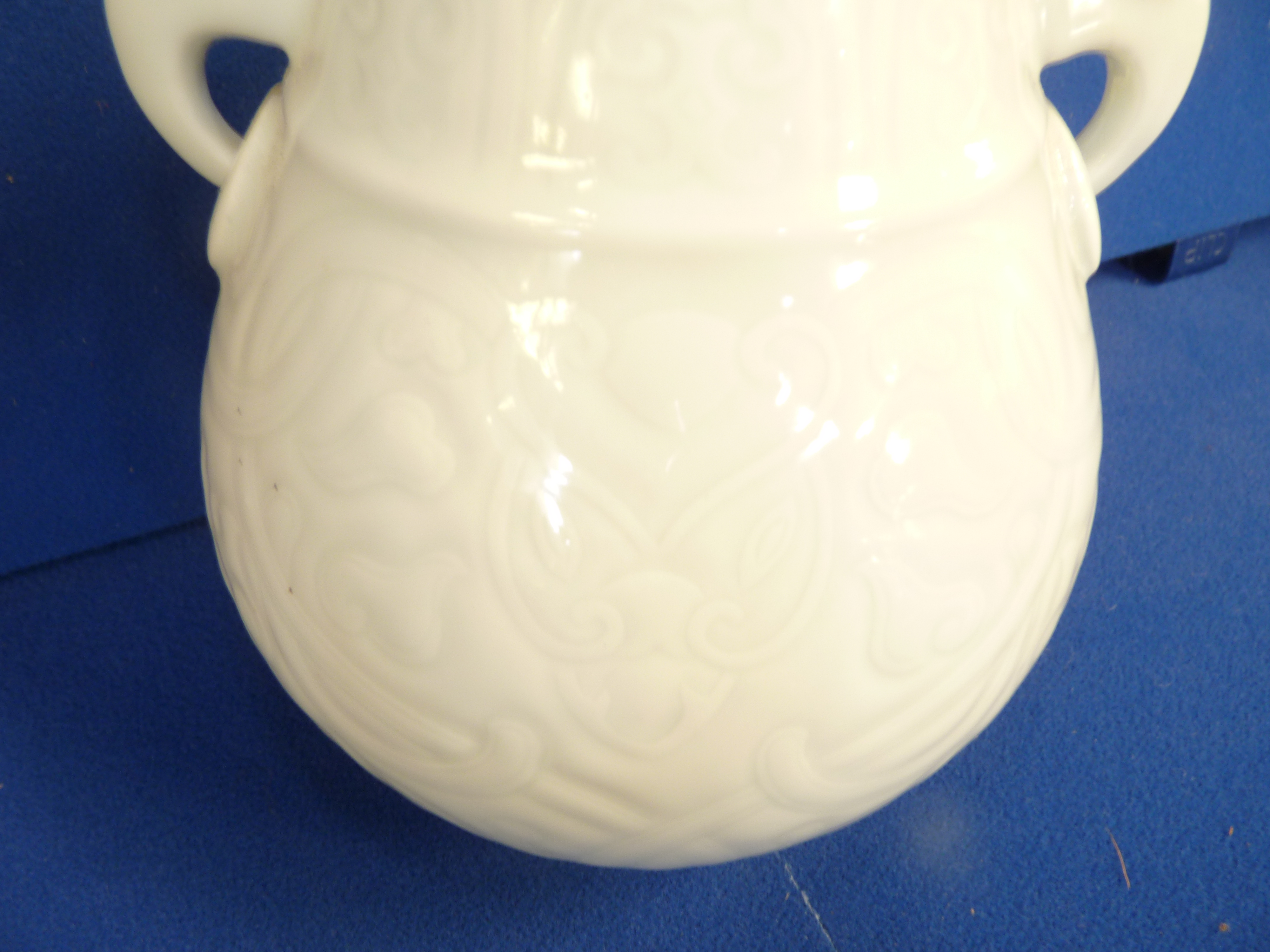 Twin Handled 19th Century Blanc de Chine Chinese Vase with blue six character mark in excellent - Image 8 of 18