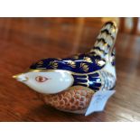 Royal Crown Derby Garden Bird Paperweight w/silver stopper