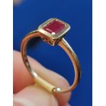 9ct Gold Vintage Square Ruby Ring, size S