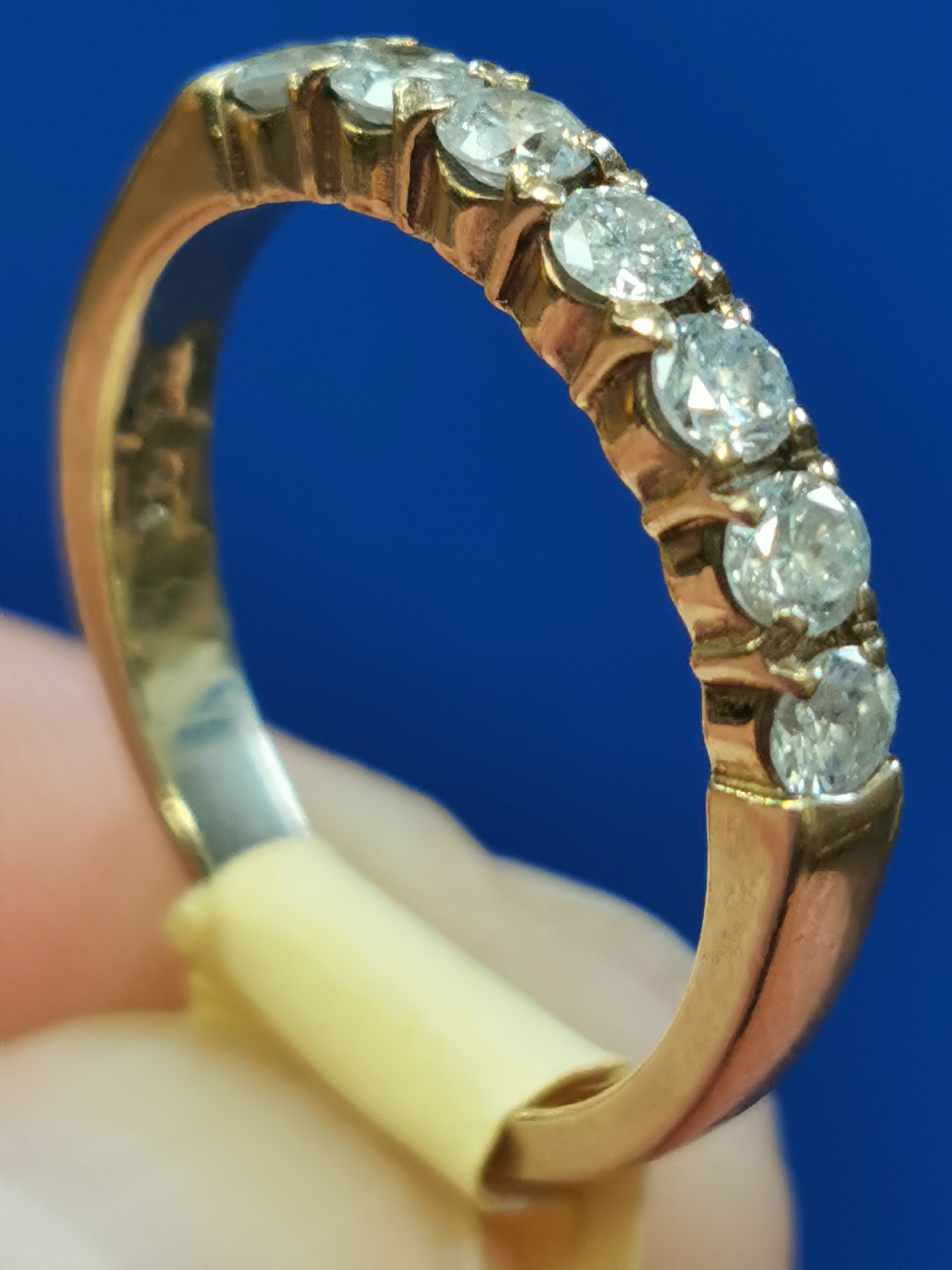 9ct Gold Eternity Ring w/Diamond & Ameythst, size P - Image 2 of 2