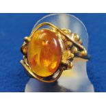 9ct Gold Ring, Heavy Set w/large Amber Stone - size Y/Z