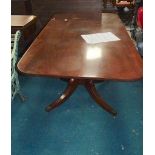 Victorian Mahogany Breakfast table