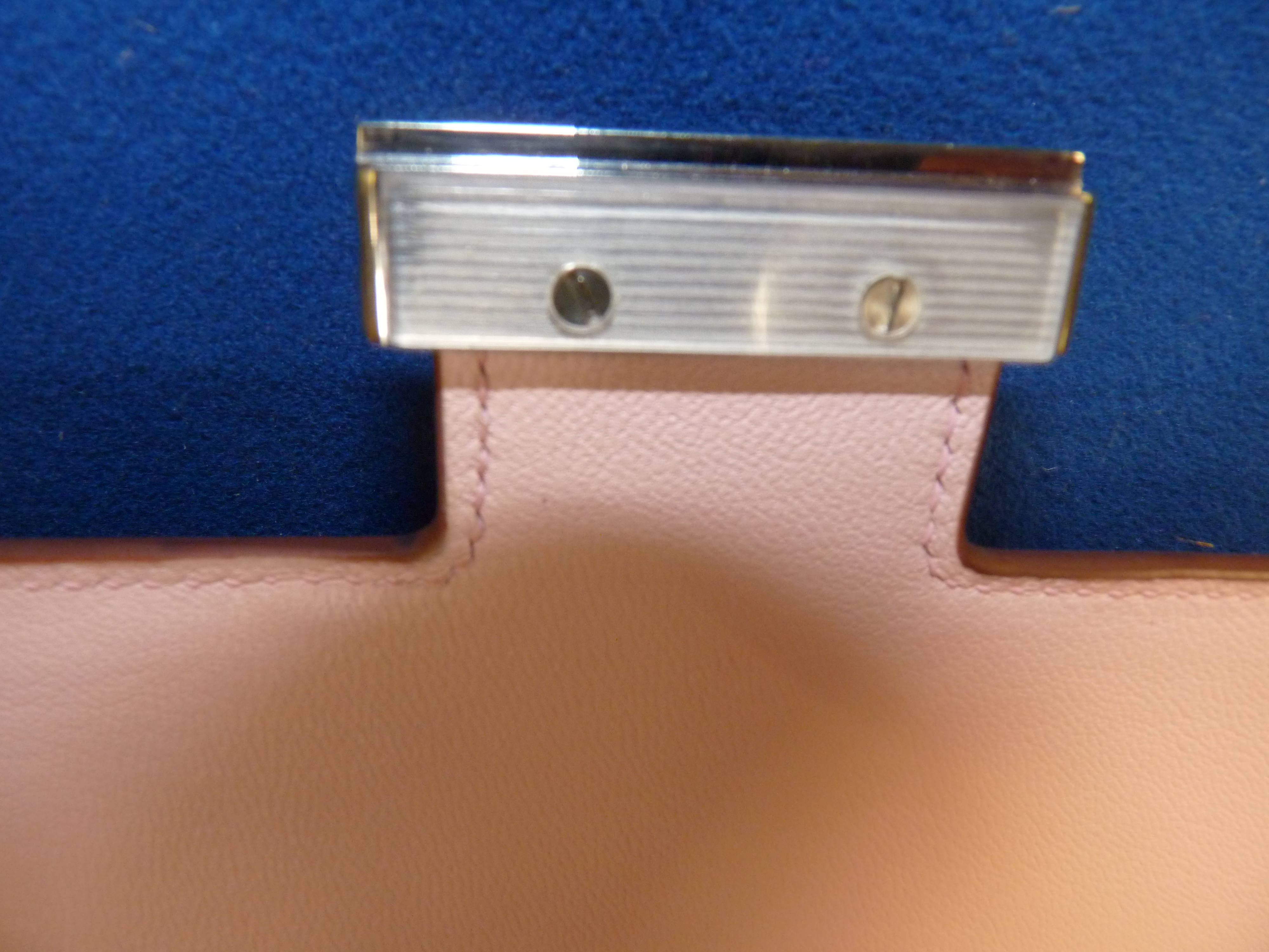 Boxed Hermes Pink Ladies Handbag - Image 12 of 14